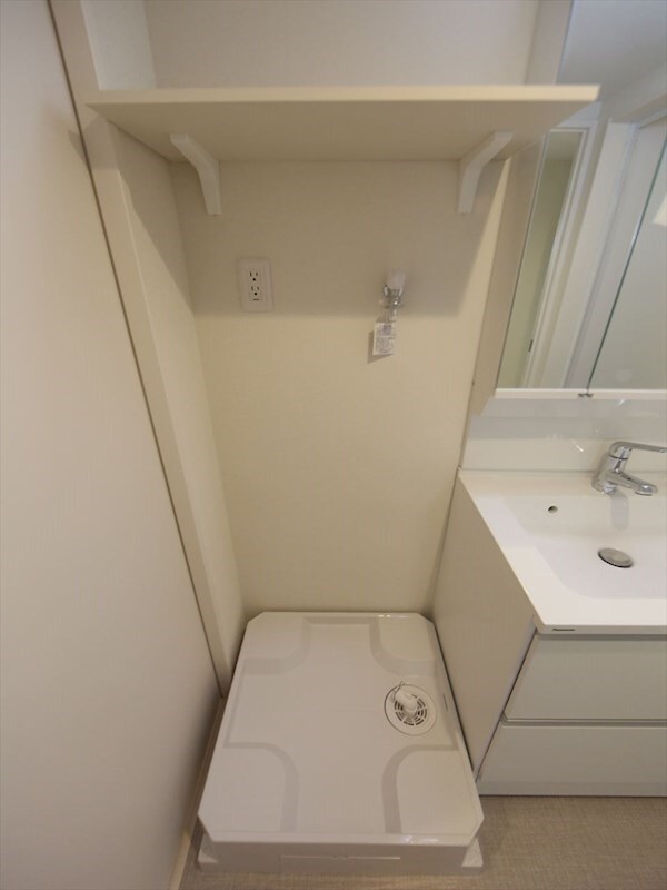 物件内観写真22　(脱衣所　室内洗濯機置き場　同仕様写真)