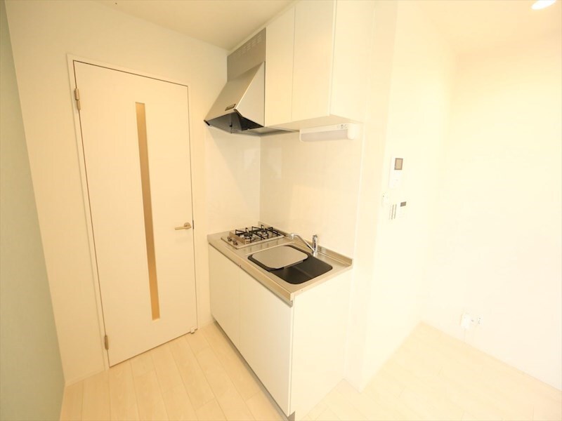 物件内観写真7　(システムキッチン（ガス2口コンロ付）　同仕様写真)