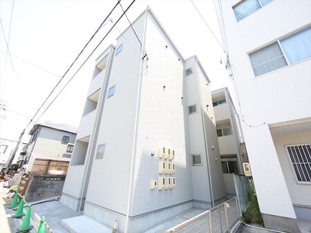 ＲＥＧＡＬＥＳＴ岩塚外観写真