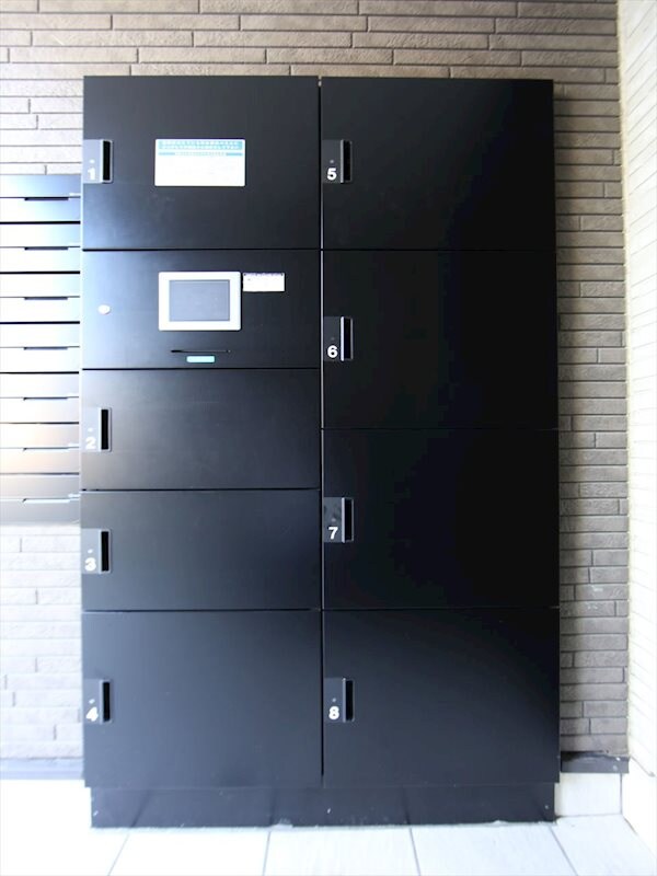 物件内観写真35　(宅配BOX完備)