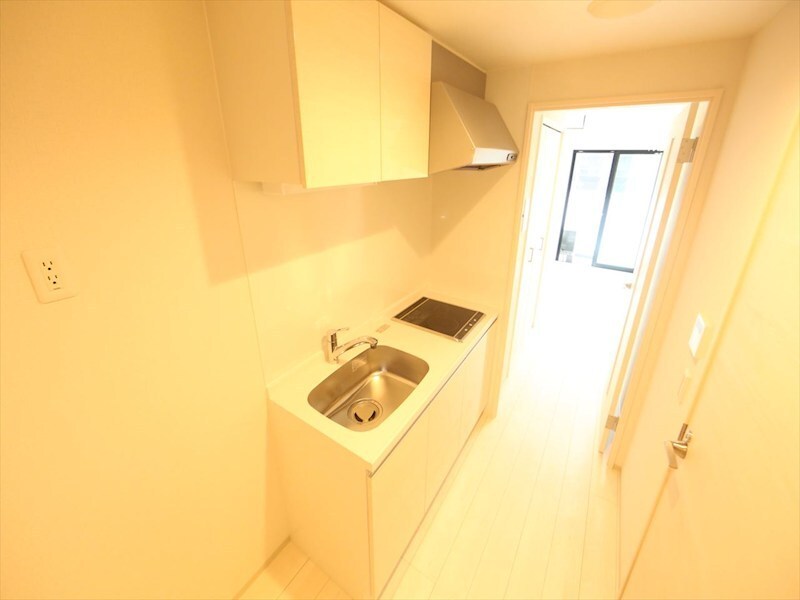 物件内観写真7　(システムキッチン（ＩＨ2口コンロ付）)