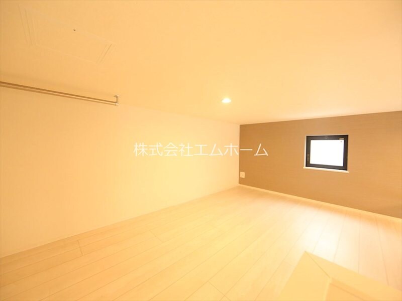 物件内観写真16　(ロフト6.2帖（収納にも寝室にも使えます）)