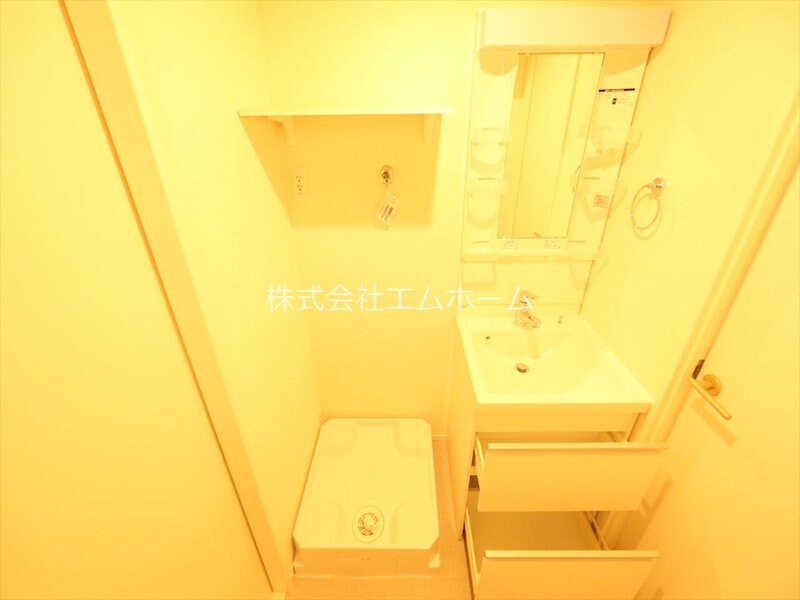 物件内観写真23　(脱衣所　室内洗濯機置き場)