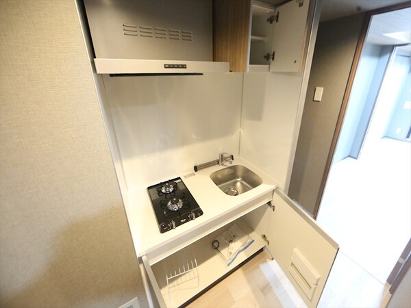 キッチン(システムキッチン（ガス2口コンロ付）)