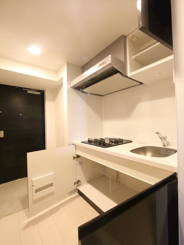 物件内観写真16　(システムキッチン（ガス2口コンロ付）)