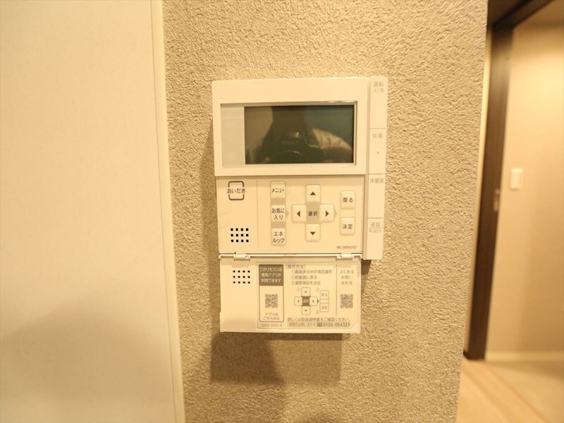 物件内観写真18　(床暖房付き)