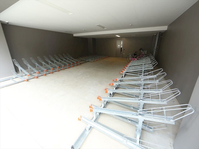 物件内観写真31　(屋根付き駐輪場)