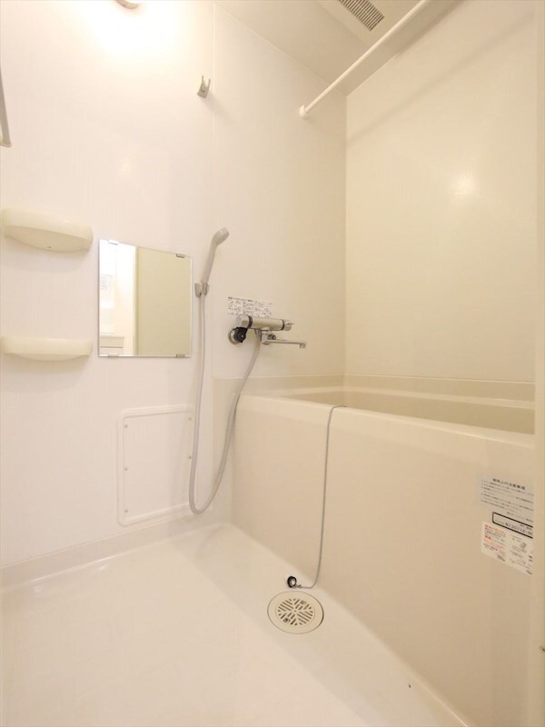物件内観写真4　(浴室暖房乾燥機能付バス)
