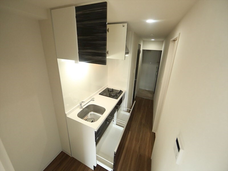 物件内観写真16　(システムキッチン（ガス2口コンロ付）)