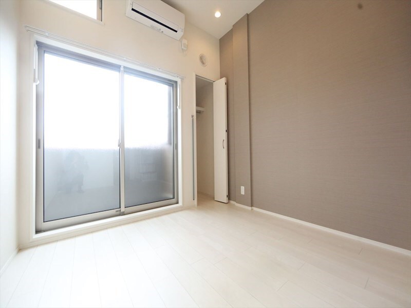 物件内観写真21　(洋室6.4帖　ロフト6.1帖（寝室にも使えます）　同仕様写真)