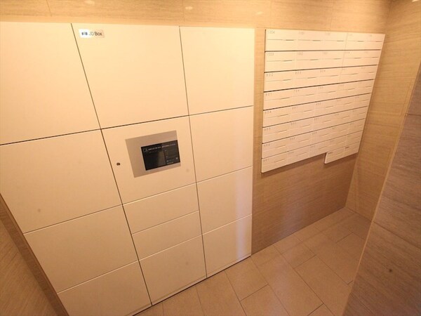 その他(宅配ＢＯＸ完備)