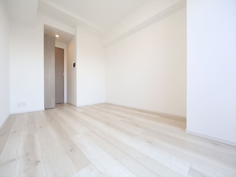 物件内観写真26　(洋室8.0帖　クローゼット付（収納充実してます）)