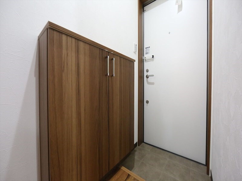 物件内観写真5　(玄関　シューズボックス付)