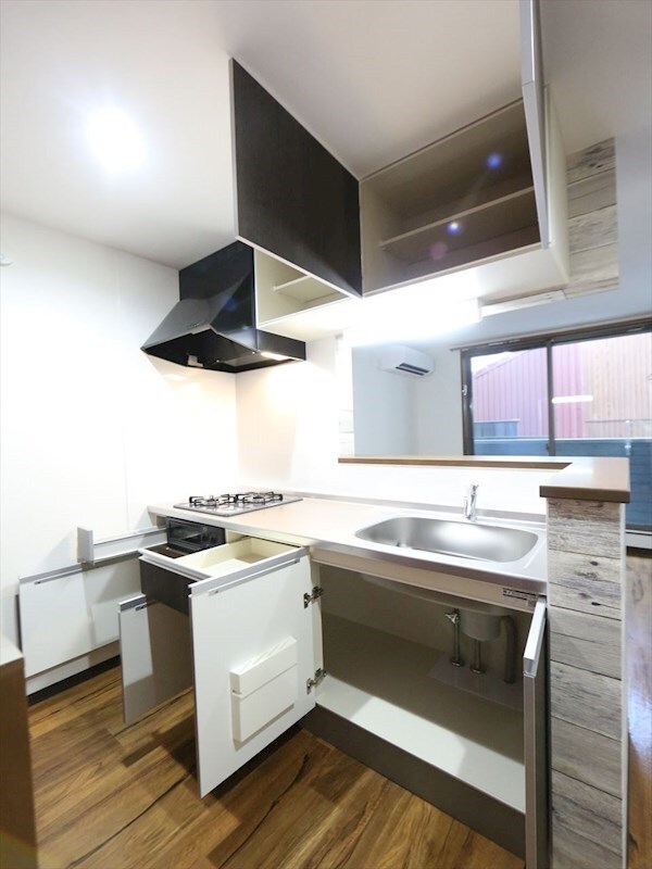 物件内観写真22　(システムキッチン（ガス2口コンログリル付）)