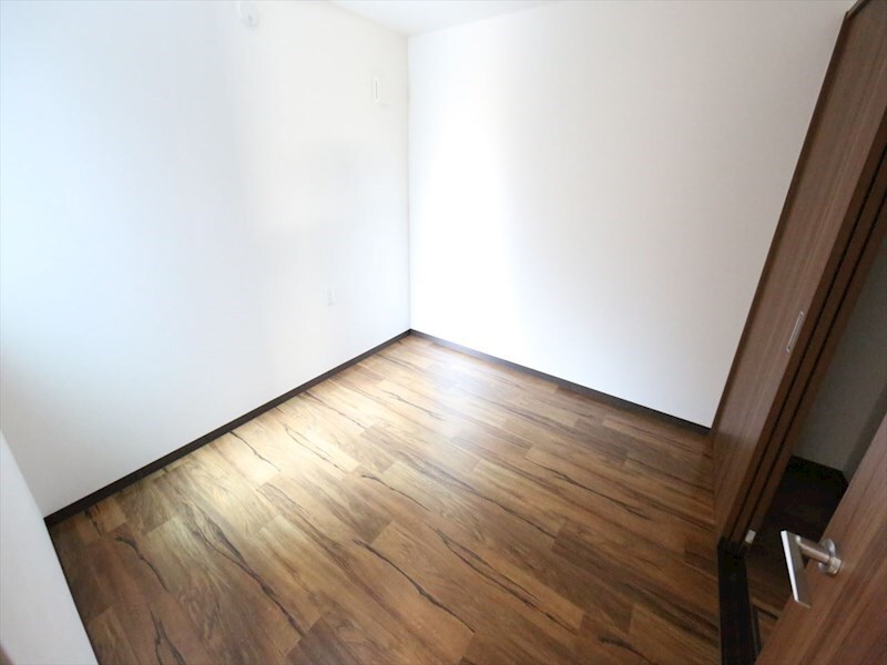 物件内観写真25　(洋室4.5帖　クローゼット付)