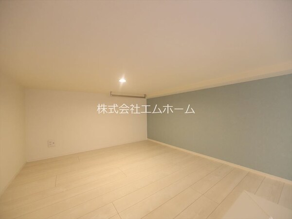 その他部屋・スペース(ロフト6.1帖（収納にも寝室にも使えます）)