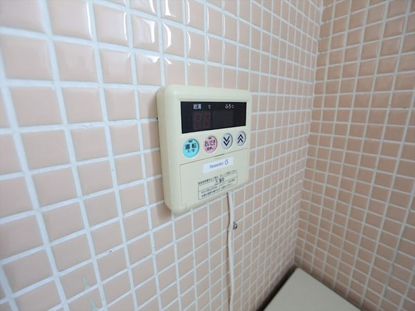 その他設備(給湯設備　追い焚き機能完備)