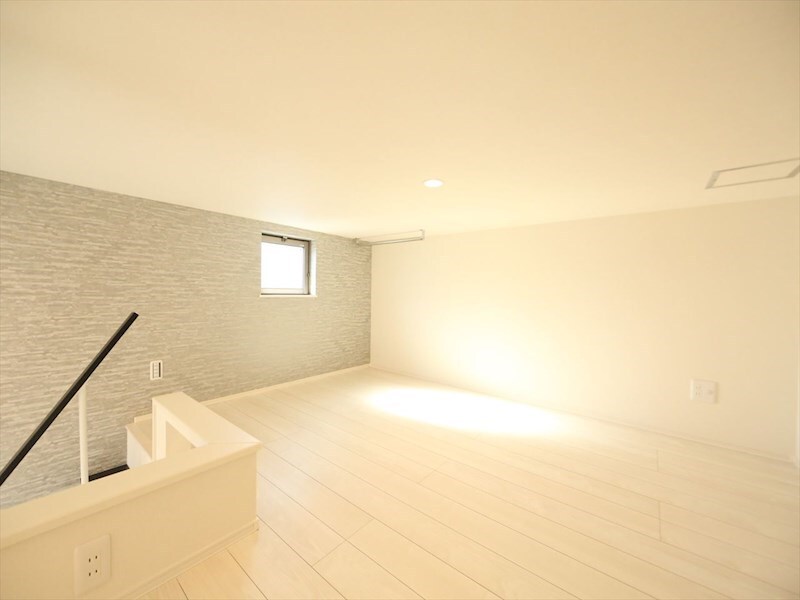 物件内観写真25　(ロフト6帖（収納にも寝室にも使えます）　同仕様写真)