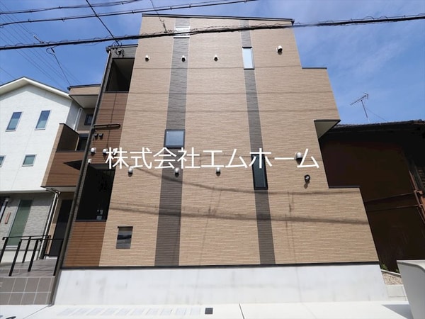外観(外観　オートロック　防犯カメラ　宅配ＢＯＸ　ゴミステーション)