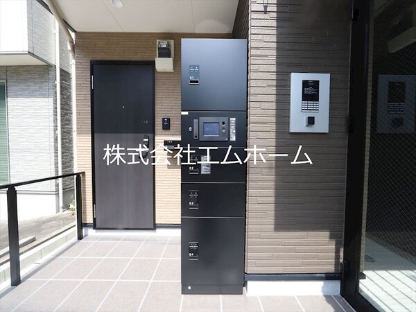 外観(外観　オートロック　防犯カメラ　宅配ＢＯＸ　ゴミステーション)