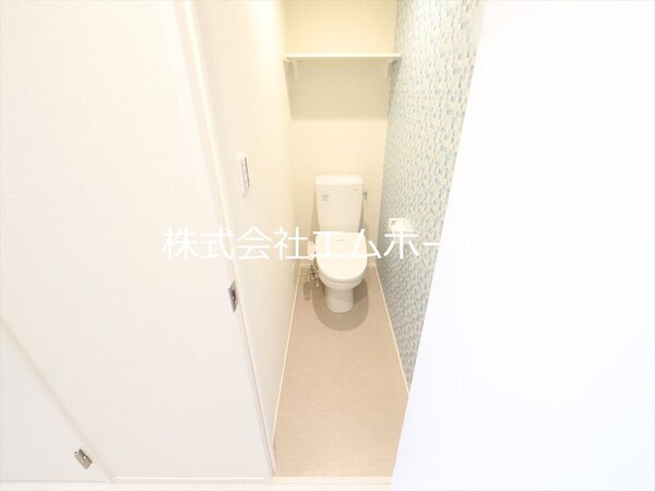 トイレ(温水洗浄暖房便座付トイレ)