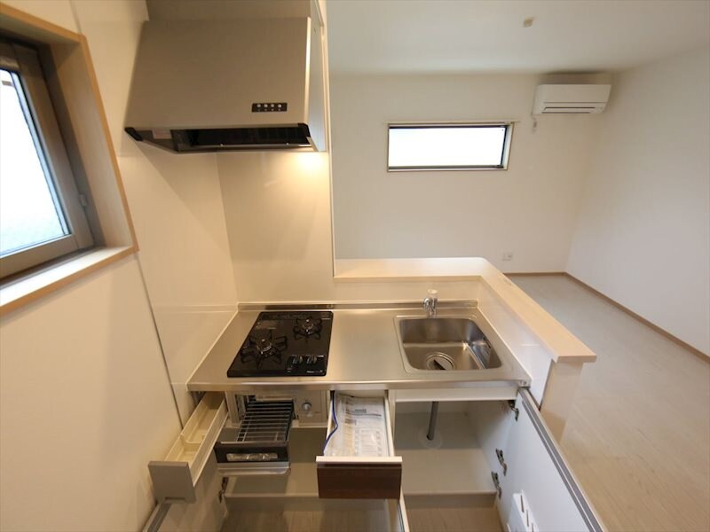 物件内観写真19　(システムキッチン（ガス2口コンログリル付）カウンターキッチン)