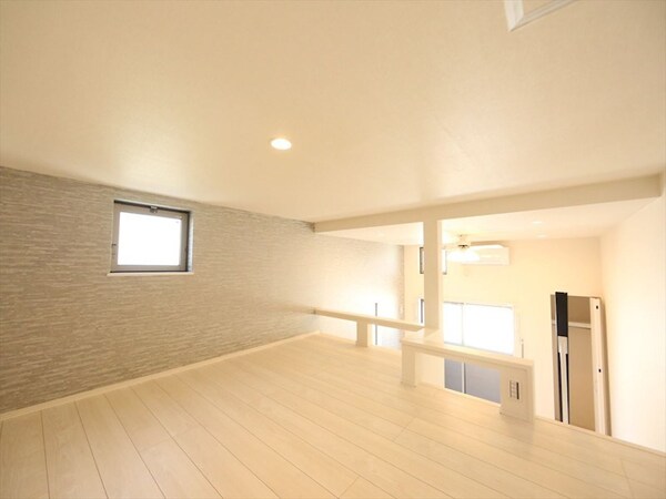 その他部屋・スペース(ロフト6.5帖（収納にも寝室にも使えます）　同仕様写真)