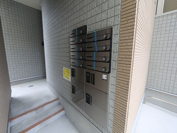 その他共有部分(宅配ＢＯＸ・集合ポスト有り　同仕様写真)
