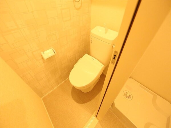 トイレ(温水洗浄暖房便座付トイレ　同仕様写真)