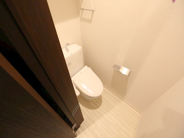 トイレ(温水洗浄暖房便座付トイレ　同仕様写真)