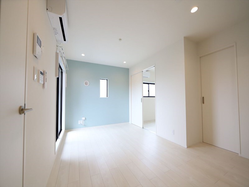 物件内観写真15　(ＬＤＫ8.6帖　システムキッチン　エアコン完備　同仕様写真)