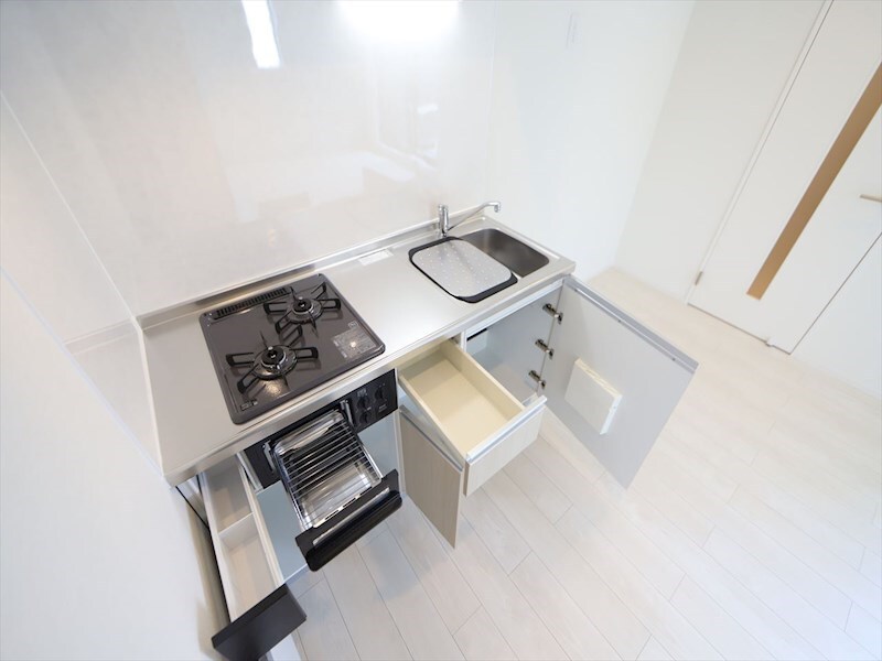 物件内観写真24　(システムキッチン（ガス2口コンロ・グリル付）　同仕様写真)