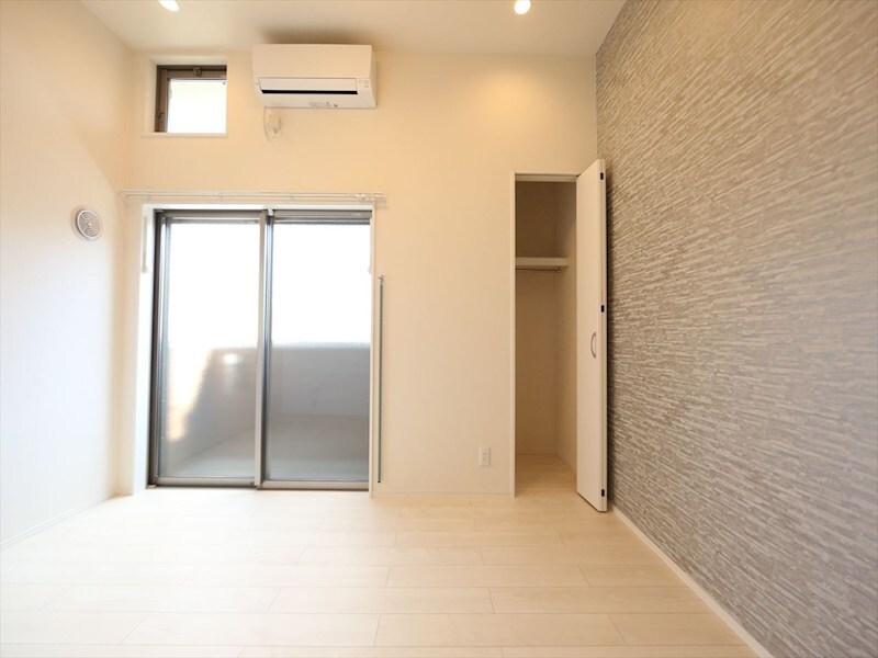 物件内観写真12　(洋室6.2帖　ロフト6.3帖（収納にも使えます）　同仕様写真)