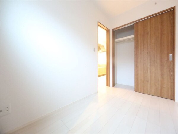 その他部屋・スペース(洋室2.9帖　クローゼット付（収納充実してます）　同仕様写真)