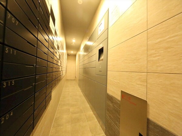 その他共有部分(宅配ＢＯＸ・集合ポスト有り　同仕様写真)