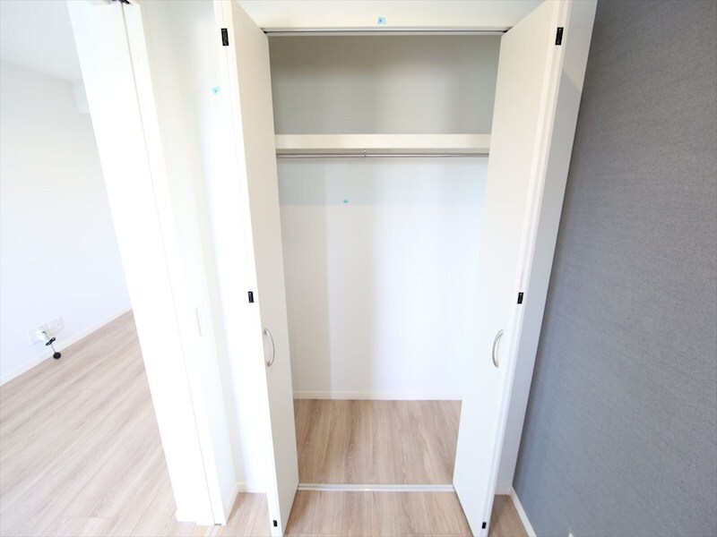 物件内観写真6　(クローゼット付　同仕様写真)
