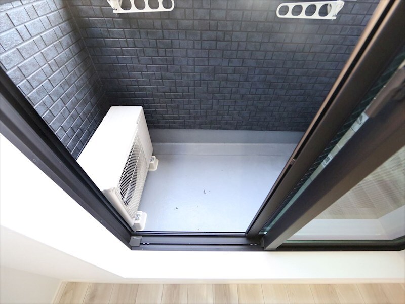 物件内観写真13　(バルコニー　同仕様写真)