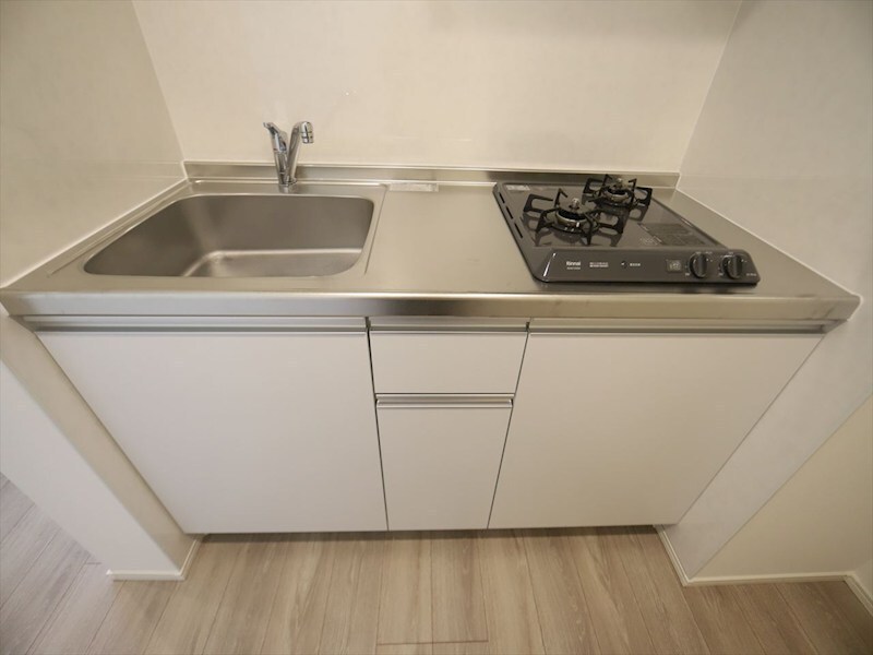 物件内観写真7　(システムキッチン（ガス2口コンロ付）　同仕様写真)