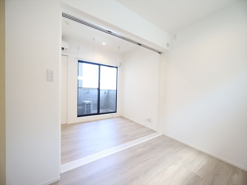 物件内観写真12　(洋室3.8帖　クローゼット付　同仕様写真)