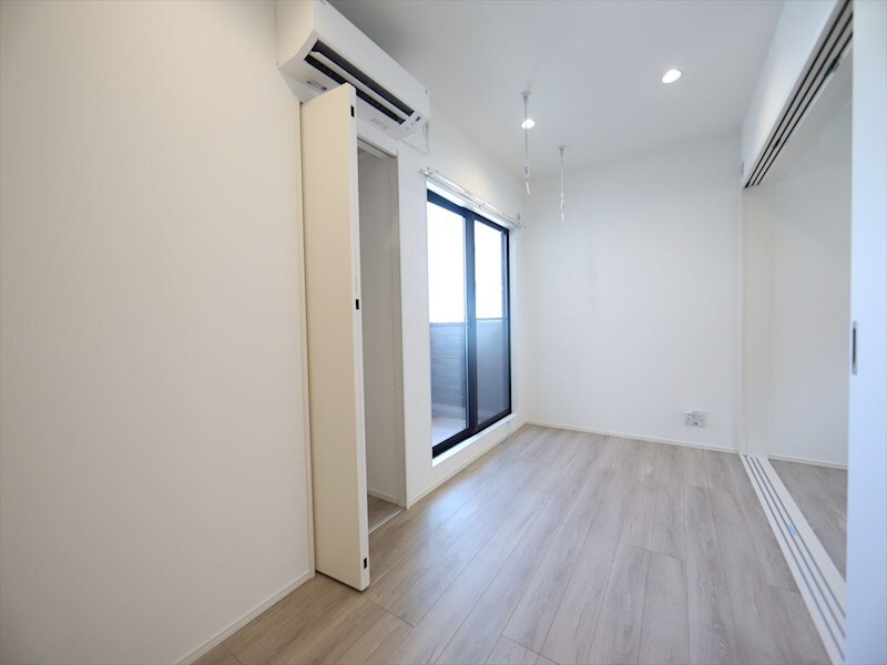 物件内観写真14　(ＬＤＫ8.7帖　システムキッチン　エアコン完備　同仕様写真)