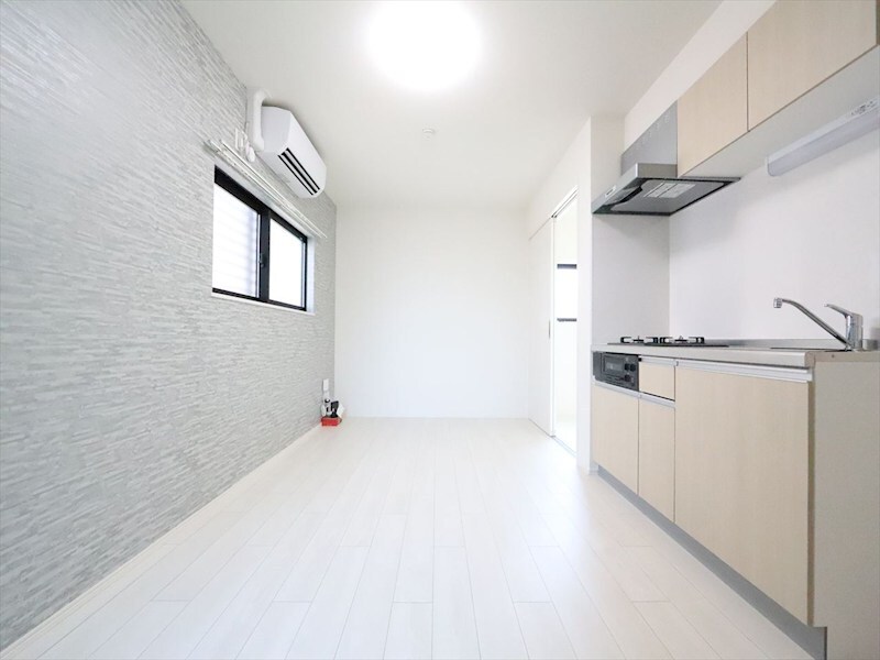 物件内観写真15　(ＬＤＫ8.8帖　システムキッチン　エアコン完備　同仕様写真)