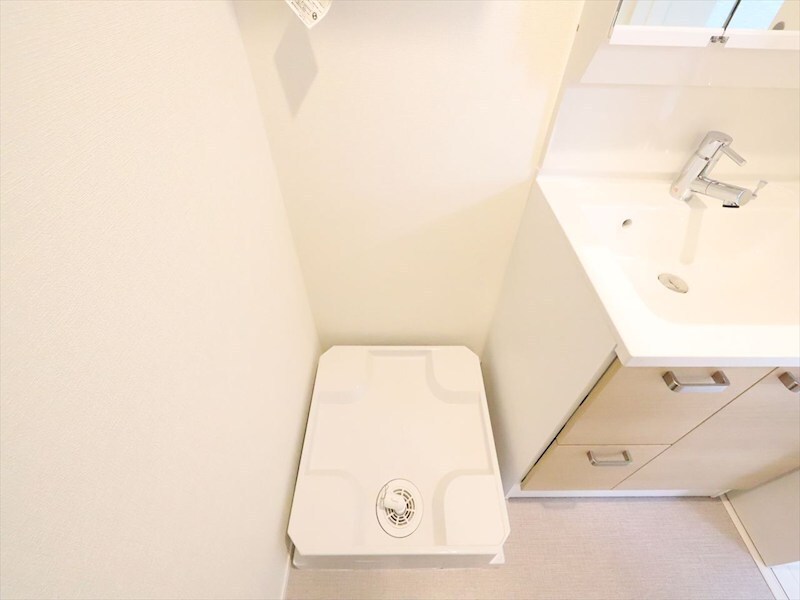 物件内観写真24　(脱衣所　室内洗濯機置き場　同仕様写真)