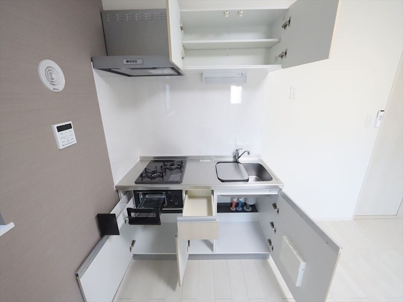物件内観写真18　(システムキッチン（ガス2口コンロ・グリル付）　同仕様写真)