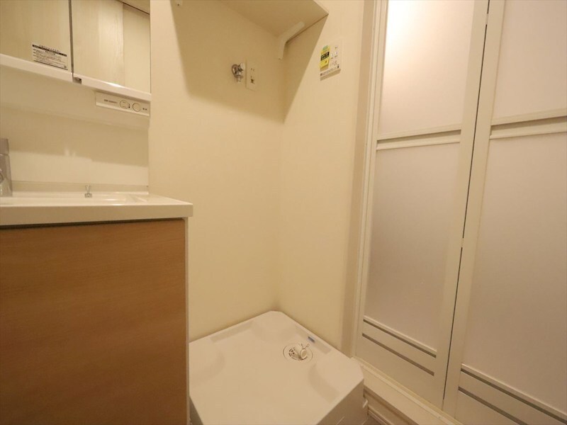 物件内観写真23　(脱衣所　室内洗濯機置き場　同仕様写真)