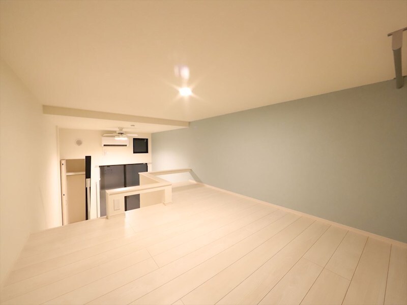 物件内観写真9　(ロフト5.8帖（収納にも寝室にも使えます）　同仕様写真)