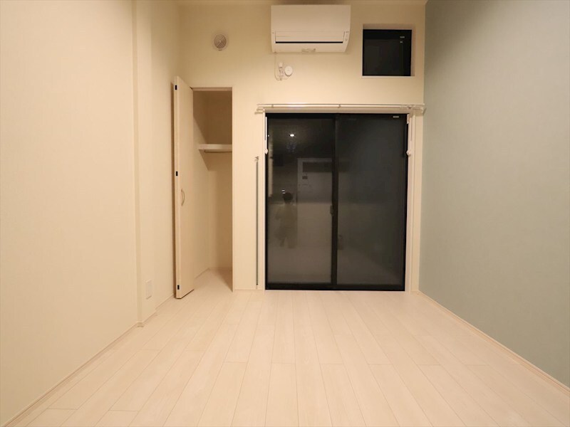 物件内観写真23　(洋室5.9帖　ロフト5.8帖（収納にも使えます）　同仕様写真)