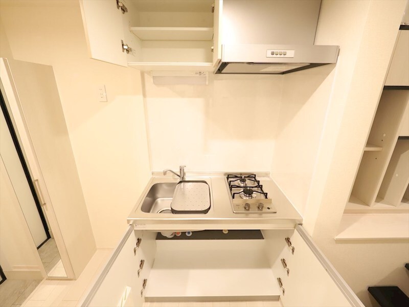 物件内観写真25　(システムキッチン（ガス2口コンロ付）　同仕様写真)