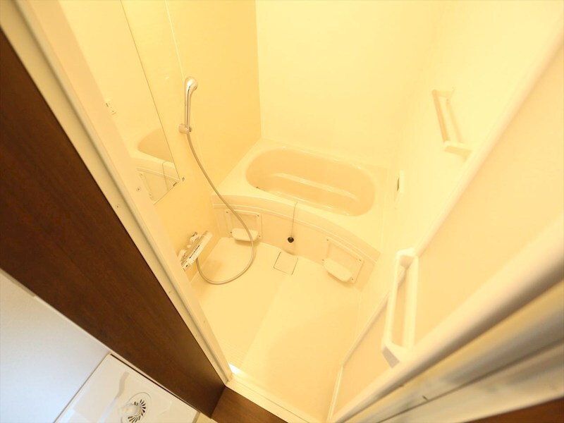 物件内観写真4　(浴室暖房乾燥機付　追い焚き付お風呂　同仕様写真)