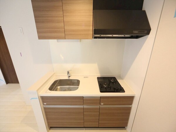 キッチン(システムキッチン（ガス2口コンロ付）　同仕様写真)