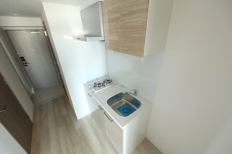 物件内観写真24　(システムキッチン（ガス2口コンロ付）)